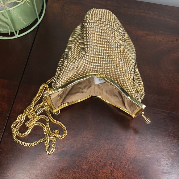 Whiting & Davis International Gold Tone Mesh Bag - Picture 8 of 12